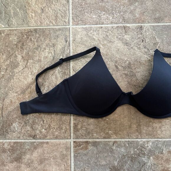 Skims Fits Everybody Plunge Bra Onyx Size 32DD - Picture 5 of 8
